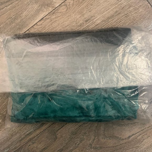 NWT SKINNYGIRL GIANA CRUSHED VELVET SQUARE NECK TOP BOTANICAL GARDEN GREEN MED. - Picture 13 of 13